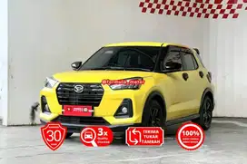 Daihatsu Rocky 1.0 R CVT 2023 kuning Matic AT DP minim 20 juta