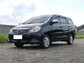 Cash - Toyota Innova G 2.5 Manual 2011 Hitam Terawat (Diesel)