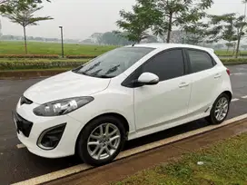 Mazda 2 2013 Bensin