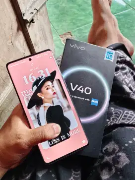 Vivo V40 12/256 Purple