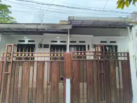 DIKONTRAKAN 2 RUMAH