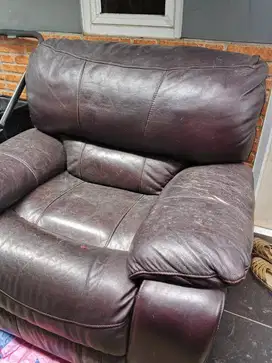 Dijual sofa merk Cheers 3+1 recliner murah
