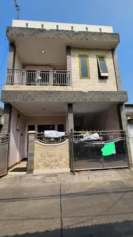 Rumah ini di jual atau di sewakan