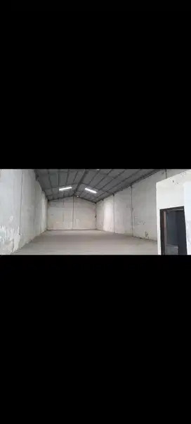 Gudang Tritan Taman Jemundo Luas