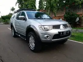 Mitsubishi strada triton exceed 2012