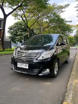 Toyota Alphard 2.4 X AT 2012
