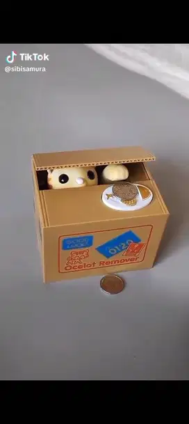 Celengan elektrik kucing lucu
