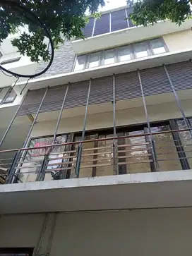 Rumah Mewah 4 Lantai Spring Hill di Pademangan Jakarta Utara