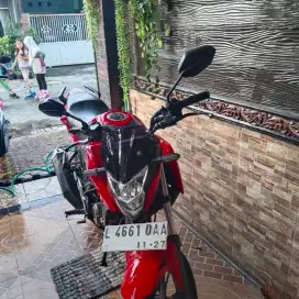 Di jual cb 150R 2017 plat L surabaya