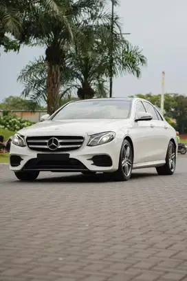 Bos Muda! Mercedes Benz E300 AMG Line 2018 W213
