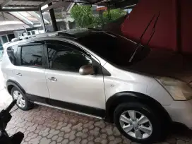 Nissan Livina X-Gear A/T