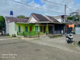 Rumah Siap Huni di Dukuh Zamrud Kondisi Terawat, Langsung Masuk