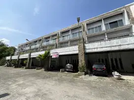 RUmah di daerah sunggal