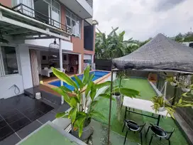 RUMAH IMPIAN DI DAGO Kolam Renang Pribadi Dengan Sentuhan Resort