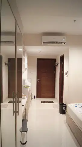 Di Jual 1BR Studio Apartment The Crest West Vista at Puri