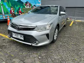Toyota Camry 2015 Bensin