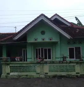 DIJUAL RUMAH SECOND LOKASI PEMOGAN, DENPASAR SELATAN