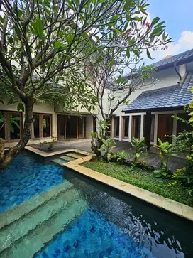 BEST PRICE! Rumah Kebayoran Baru Dijual. Prapanca Area, Dkt jln Utama