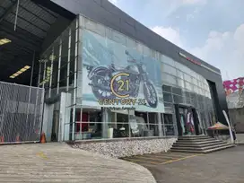 Gedung Showroom Dua Lantai Di Margonda Depok Jawa Barat