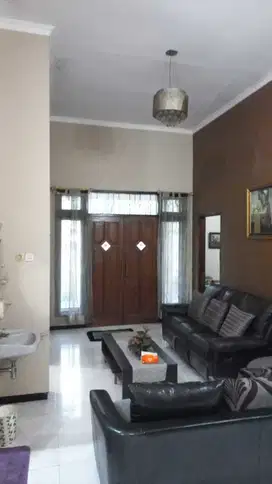 Dijual Rumah Full Furnised Lokasi Bukit Sari Semarang
