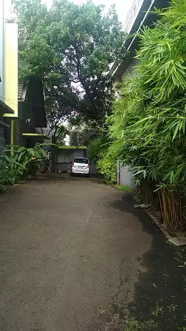 A173 Jual Rumah Hitung Tanah Hampir Setengah Njop di Prapanca Raya