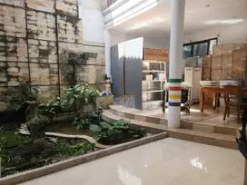 0843-Dijual Rumah SHM 2 Lantai di Jl. Rokan (Dekat Ciliwung) Surabaya