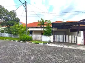 Rumah Ketintang Wiyata Gayungan Surabaya Selatan