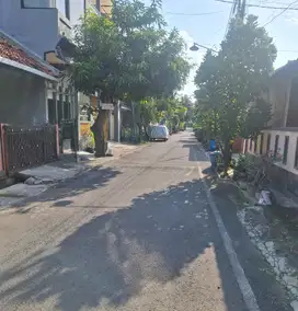 RUMAH DEKAT KOTA DI JL KANGGURU GAYAMSARI  SEMARANG