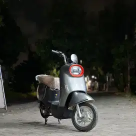 SEPEDA LISTRIK VARILUXPRO BISA PEMBAYARAN PAKAI LIMID SPAYLATER