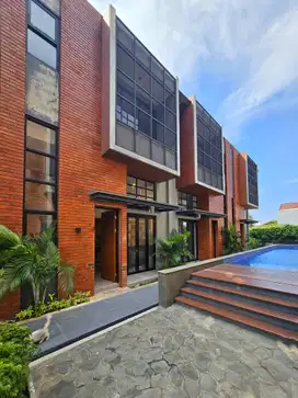Rumah Dijual kemang Selatan. BEST PRICE, Ada Pool - Furnish. NEGO