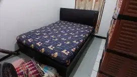 Dipan kayu +kasur