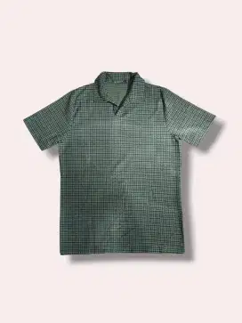 kaos polo bermotif