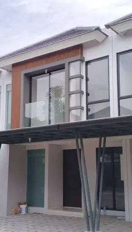Rumah Grand Pakuwon Tandes Surabaya Barat