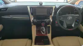 95% Toyota Alphard G 2016 Bensin