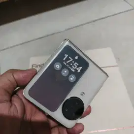 Hp lipat oppo find n3 flip 2nd bagus