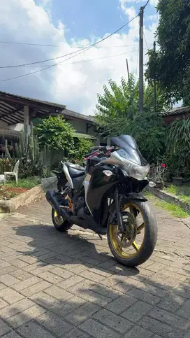 CBR 250R non ABS tahun 2011
