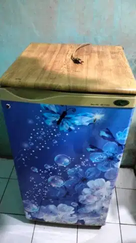 Kulkas Sanyo 1 pintu Emerald Normal