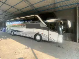 Bus, hino, 2017