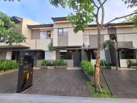 Park Serpong Tipe Y1 Rumah Ready 2 Lantai Free Furnish DP 2,5%