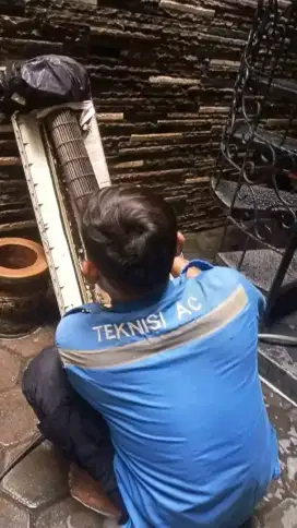 Layanan jasa servis ac,ac bocor,ac brisik, bongkar pasang ac