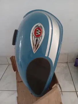 Tangki w175 kawasaki original