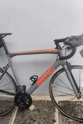 Sepeda BMC kondisi 85%