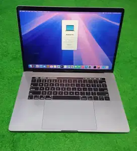Macbook Pro 2019 15inch i9 16/1 TB Grey Touchbar Dual VGA mulus murah