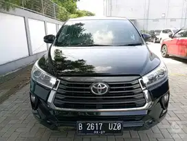 Toyota Innova 2.0 V AT 2022 Hitam PREMIUM  B2617UZO