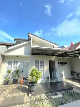 Rumah Siap Huni Sektor 5 Bintaro Jaya Area Jalan Lebar