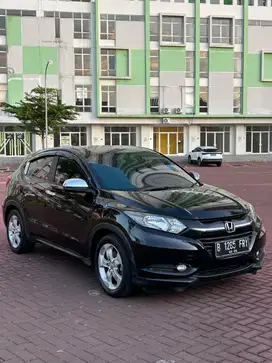 (TERJANGKAU !!) Honda HRV S CVT matic 2016 mulus pribadi stara E SE
