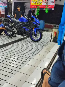 R15 v3 2020 km 16 rb