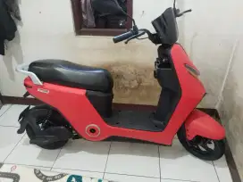 Baru 1bulan mulus km low jarang pake