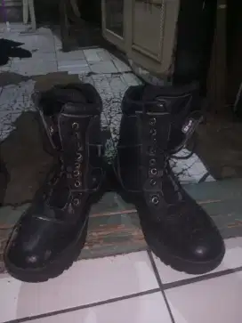 SEPATU PDL TNI, SECURITY SIZE 41-42 WARNA HITAM DOF