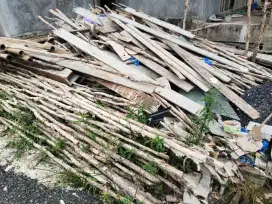 Dijual Borongan Papan dan Galam